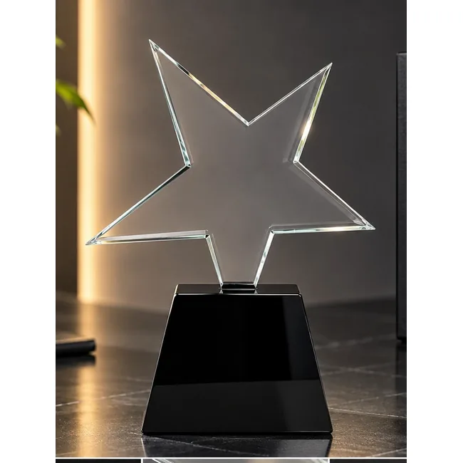 Trophée en cristal étoile épaisse 2 cm avec socle